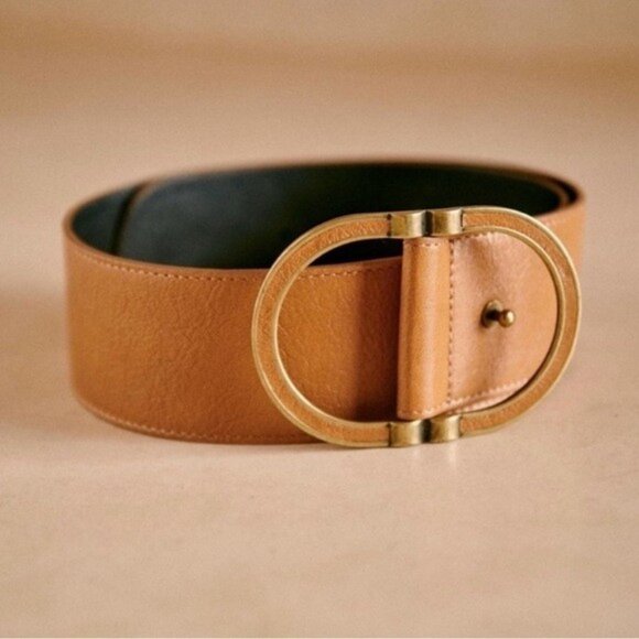 Sezane Tan Belt with Gold Buckle - Picture 1 of 9